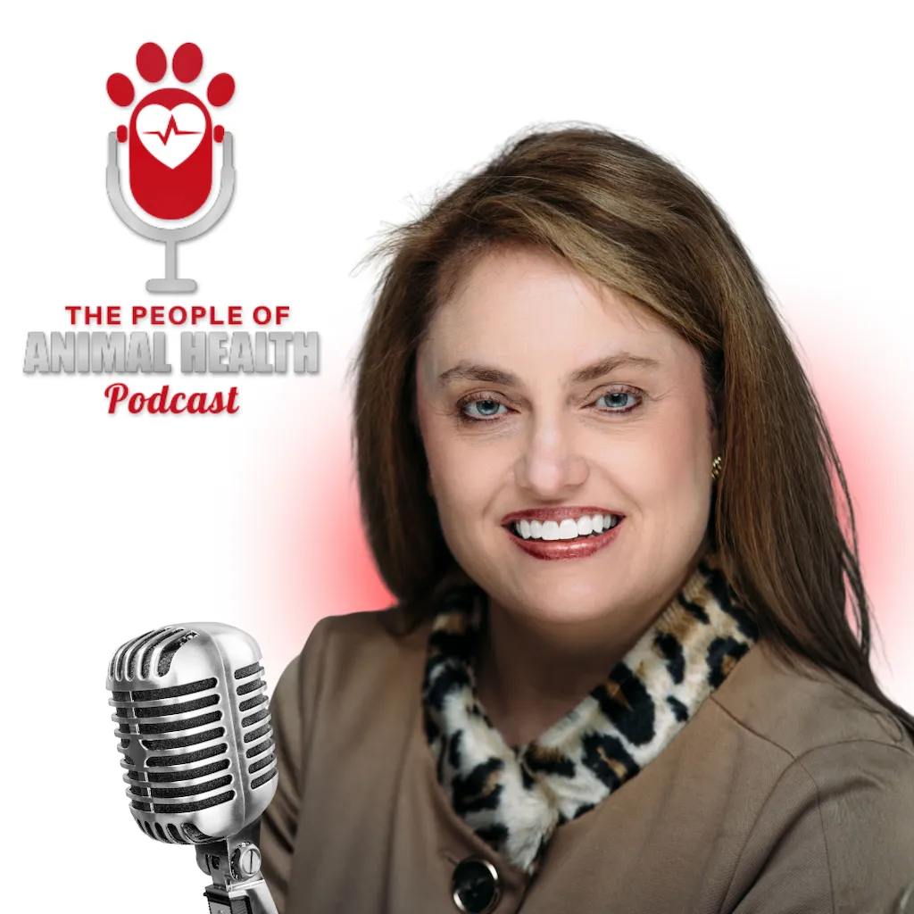 Postcast Host Headshot Stacy Pursell